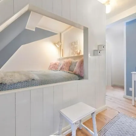 Ferienhaus Apple Tree , Direkt An Der Mosel 펜션 트라이스카르덴